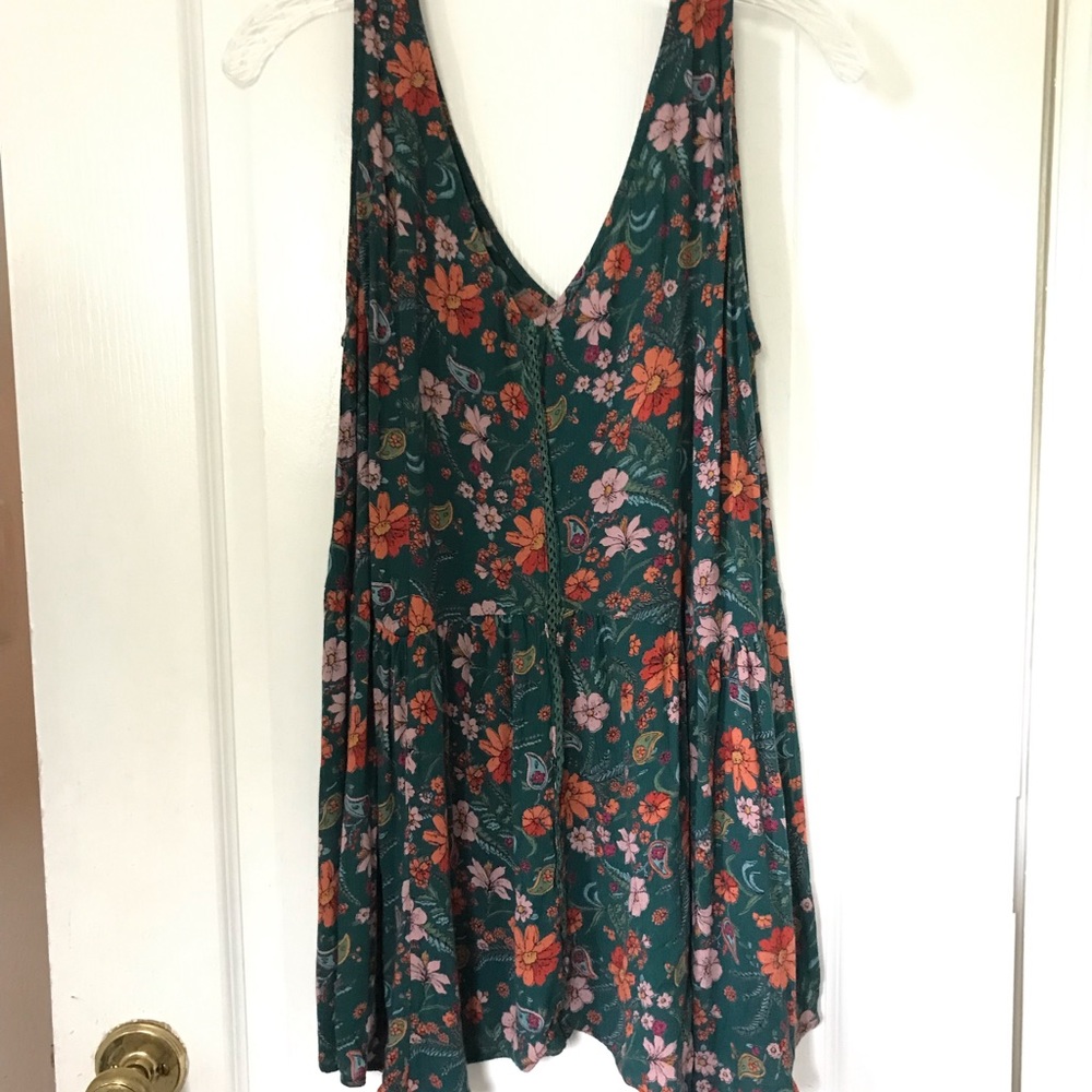 Buckle Daytrip Floral tunic top